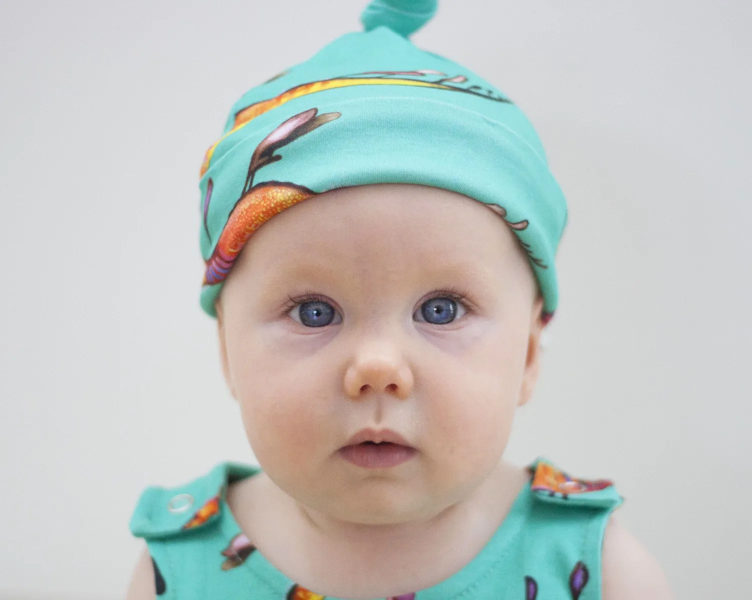 Weedy Sea Dragon | Organic Cotton Knot Hat | 0 - 5 months
